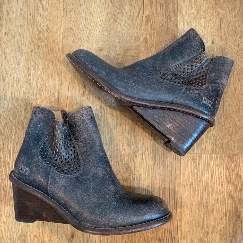BedStu Countess Wedge Bootie